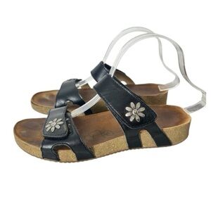 Josef Seibel Tonga 8 Black Leather Slip On Sandals Size 41 US 11 Silver Flowers